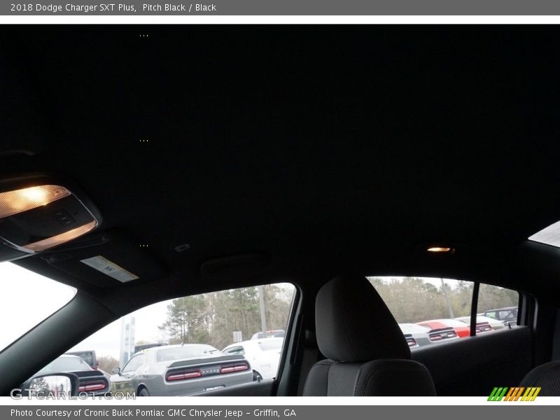 Pitch Black / Black 2018 Dodge Charger SXT Plus