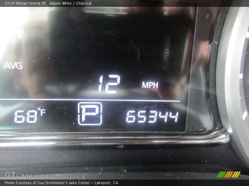 Aspen White / Charcoal 2014 Nissan Sentra SR