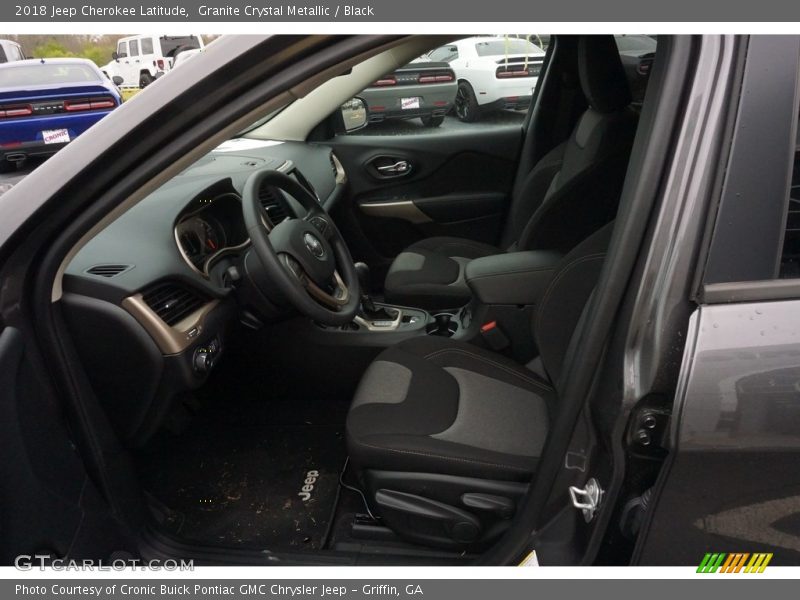 Granite Crystal Metallic / Black 2018 Jeep Cherokee Latitude
