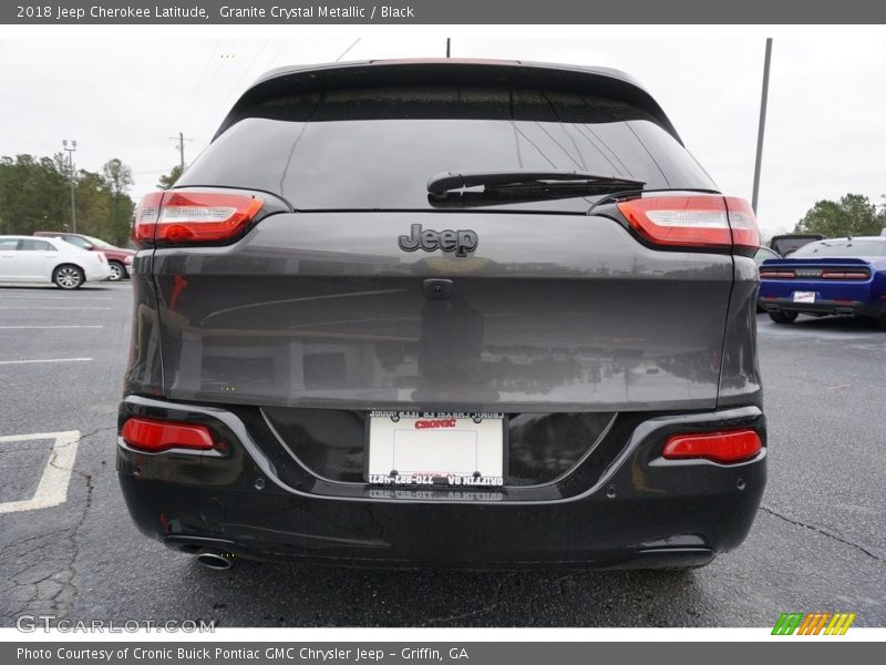 Granite Crystal Metallic / Black 2018 Jeep Cherokee Latitude
