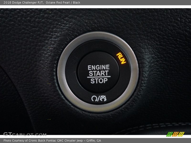 Octane Red Pearl / Black 2018 Dodge Challenger R/T