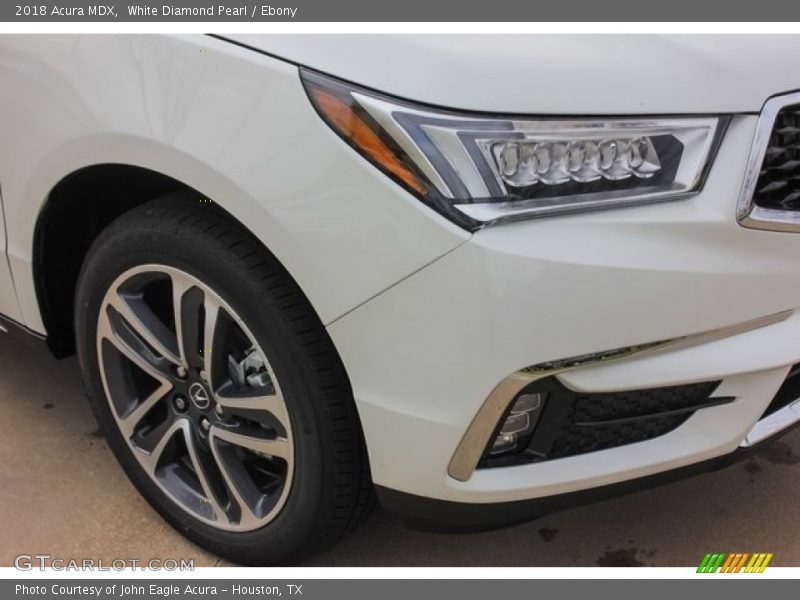 White Diamond Pearl / Ebony 2018 Acura MDX