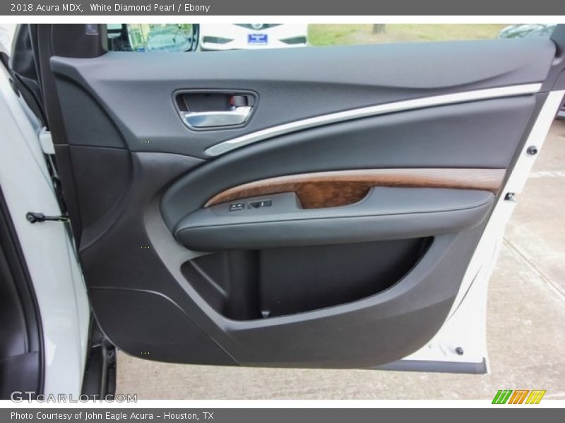 White Diamond Pearl / Ebony 2018 Acura MDX
