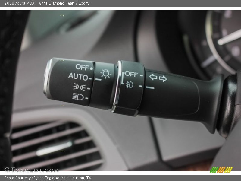 White Diamond Pearl / Ebony 2018 Acura MDX