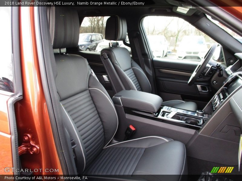  2018 Discovery HSE Luxury Ebony/Ebony Interior