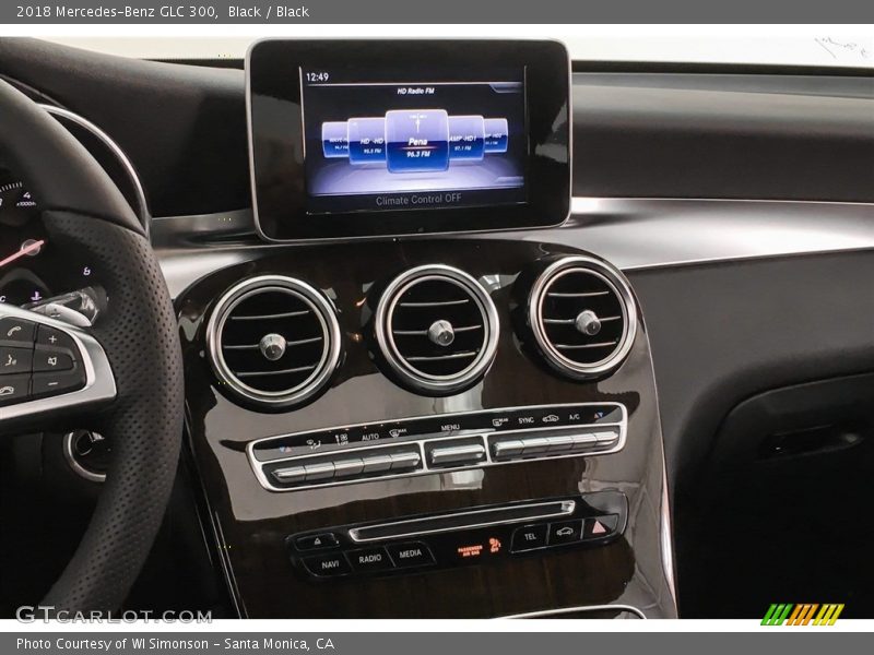 Black / Black 2018 Mercedes-Benz GLC 300