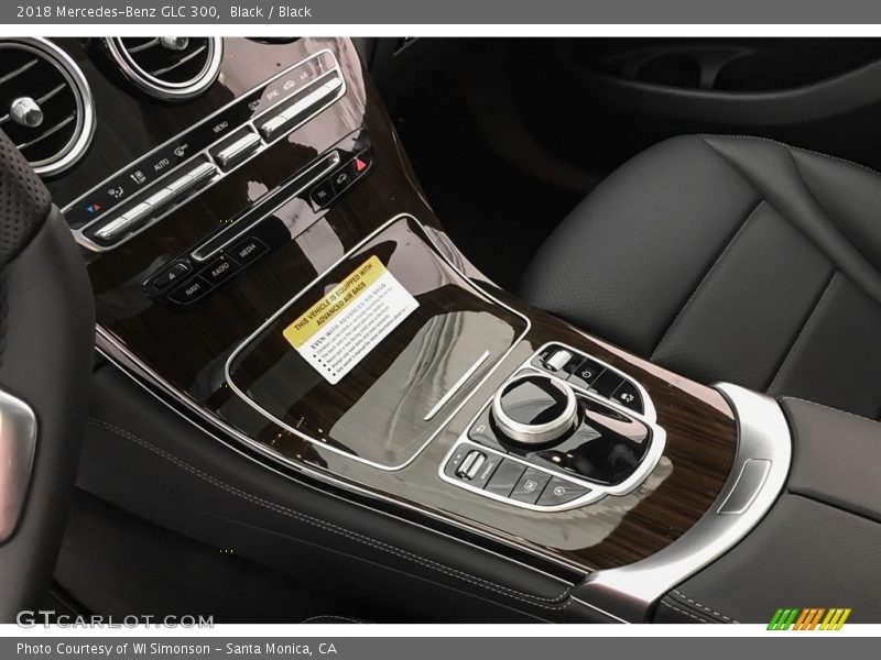 Black / Black 2018 Mercedes-Benz GLC 300