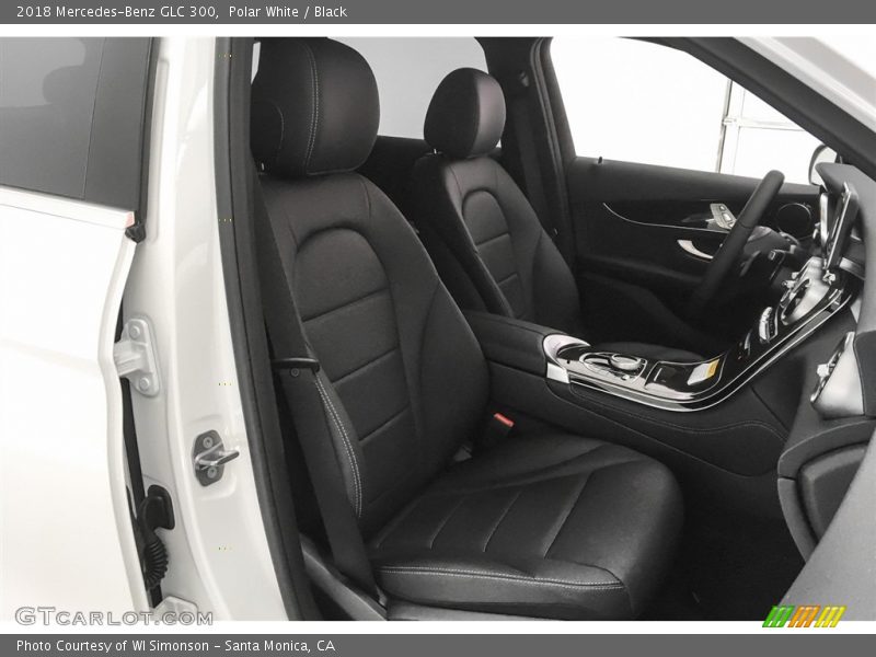 Polar White / Black 2018 Mercedes-Benz GLC 300