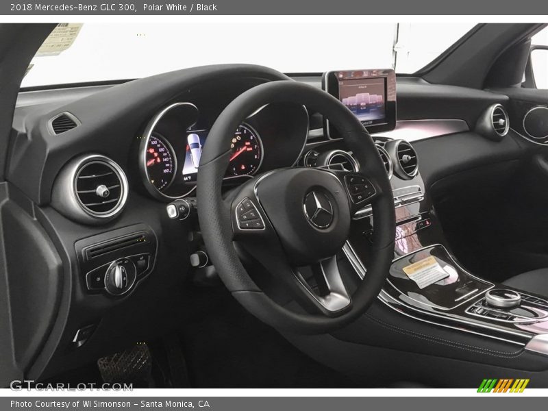 Polar White / Black 2018 Mercedes-Benz GLC 300