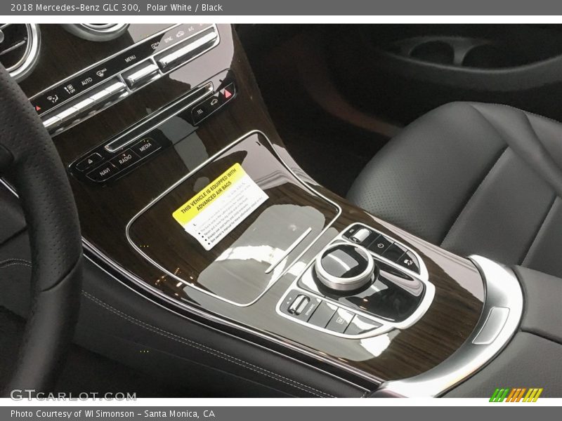 Polar White / Black 2018 Mercedes-Benz GLC 300