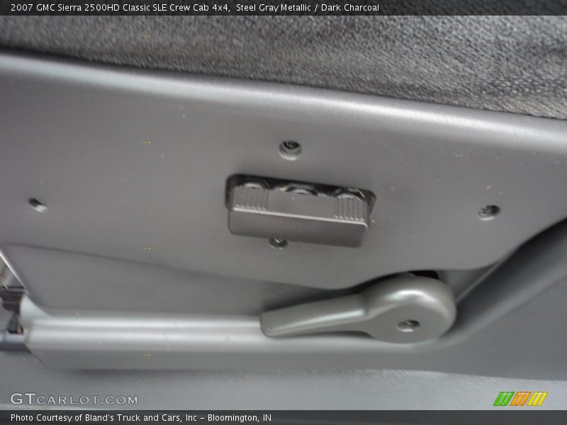 Steel Gray Metallic / Dark Charcoal 2007 GMC Sierra 2500HD Classic SLE Crew Cab 4x4