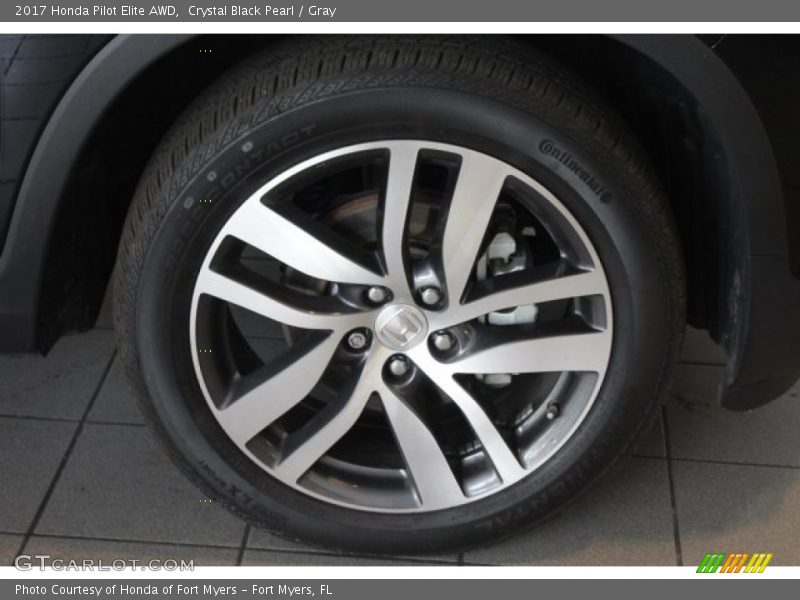 Crystal Black Pearl / Gray 2017 Honda Pilot Elite AWD