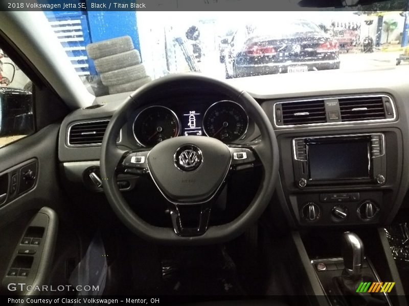 Black / Titan Black 2018 Volkswagen Jetta SE