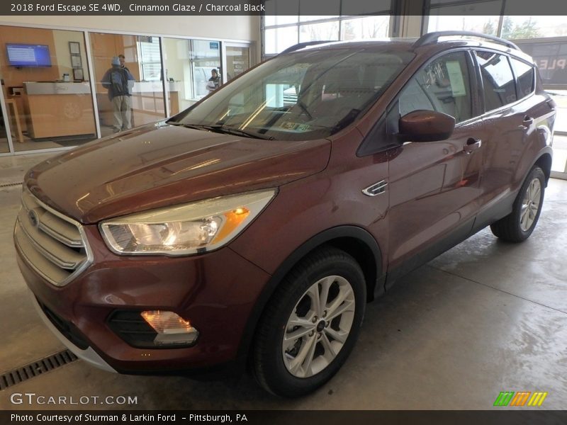 Cinnamon Glaze / Charcoal Black 2018 Ford Escape SE 4WD