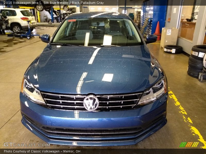 Silk Blue Metallic / Black/Palladium Gray 2018 Volkswagen Jetta S