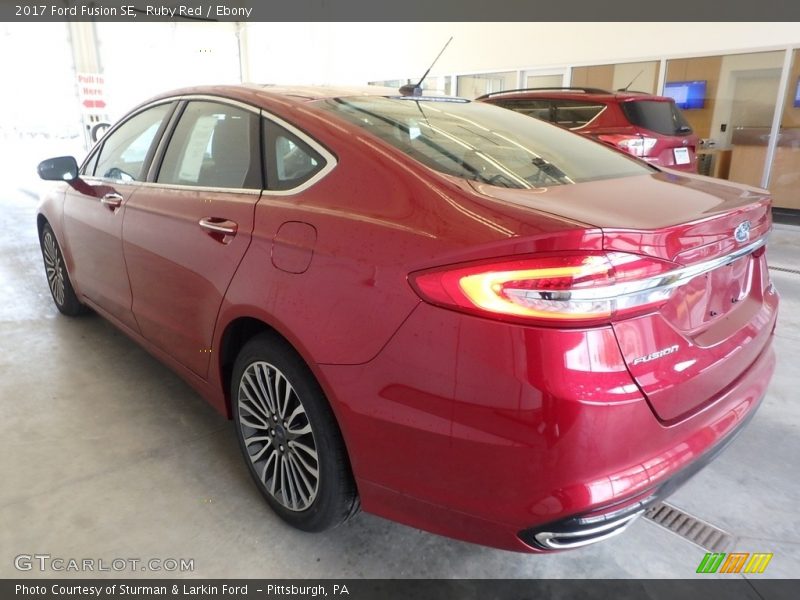 Ruby Red / Ebony 2017 Ford Fusion SE