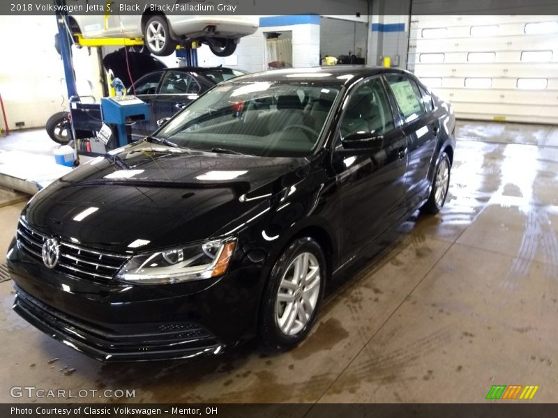 Front 3/4 View of 2018 Jetta S