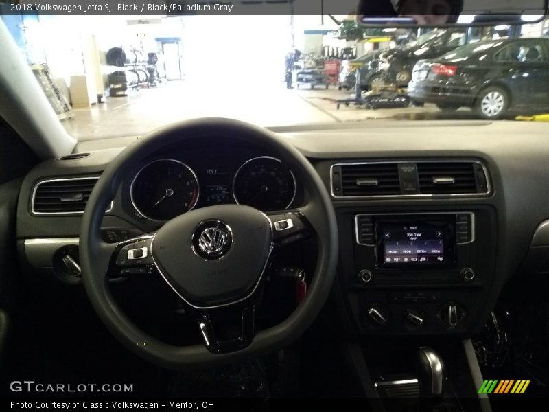Black / Black/Palladium Gray 2018 Volkswagen Jetta S