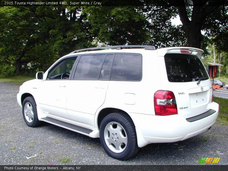 Super White / Gray 2005 Toyota Highlander Limited 4WD
