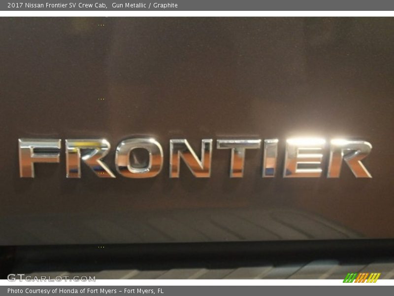 Gun Metallic / Graphite 2017 Nissan Frontier SV Crew Cab
