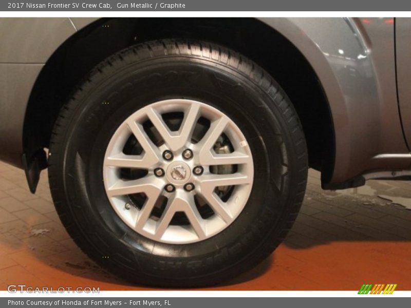 Gun Metallic / Graphite 2017 Nissan Frontier SV Crew Cab