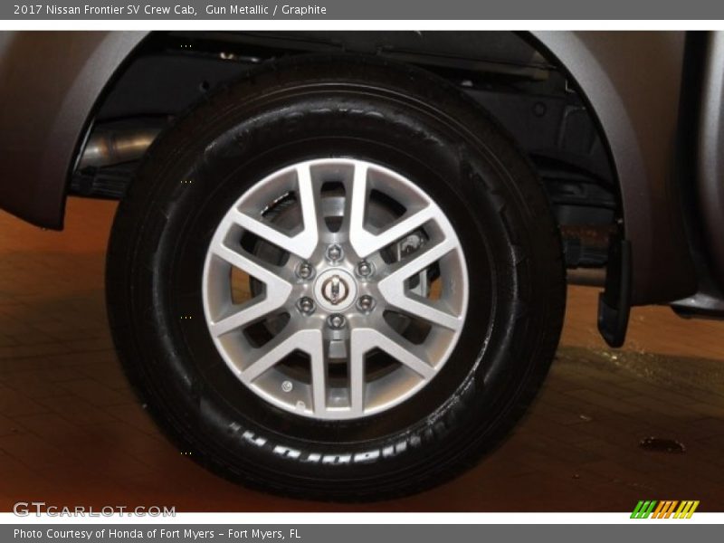 Gun Metallic / Graphite 2017 Nissan Frontier SV Crew Cab