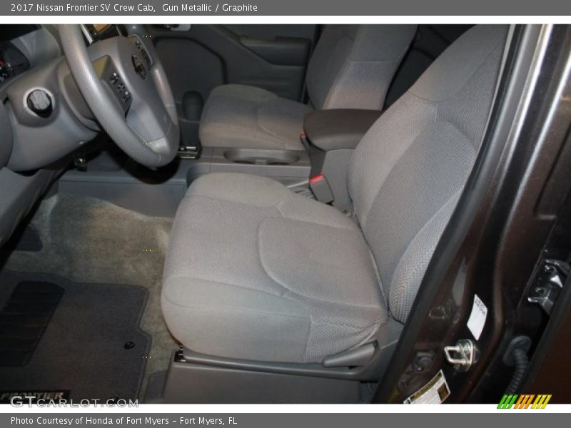 Gun Metallic / Graphite 2017 Nissan Frontier SV Crew Cab