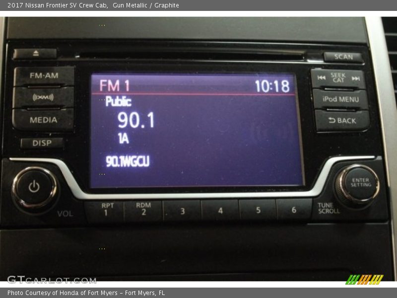 Gun Metallic / Graphite 2017 Nissan Frontier SV Crew Cab