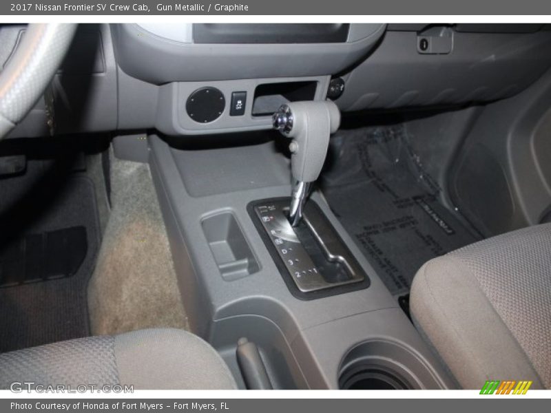 Gun Metallic / Graphite 2017 Nissan Frontier SV Crew Cab