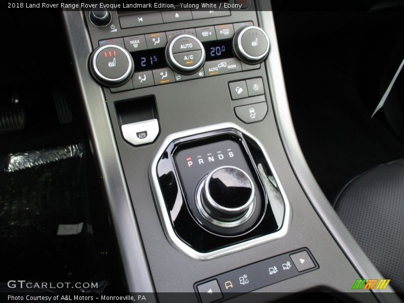 Yulong White / Ebony 2018 Land Rover Range Rover Evoque Landmark Edition