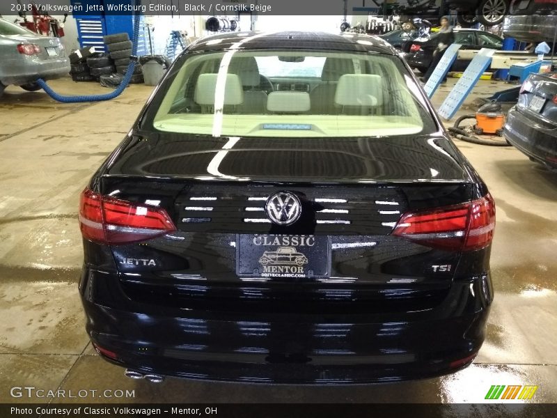 Black / Cornsilk Beige 2018 Volkswagen Jetta Wolfsburg Edition