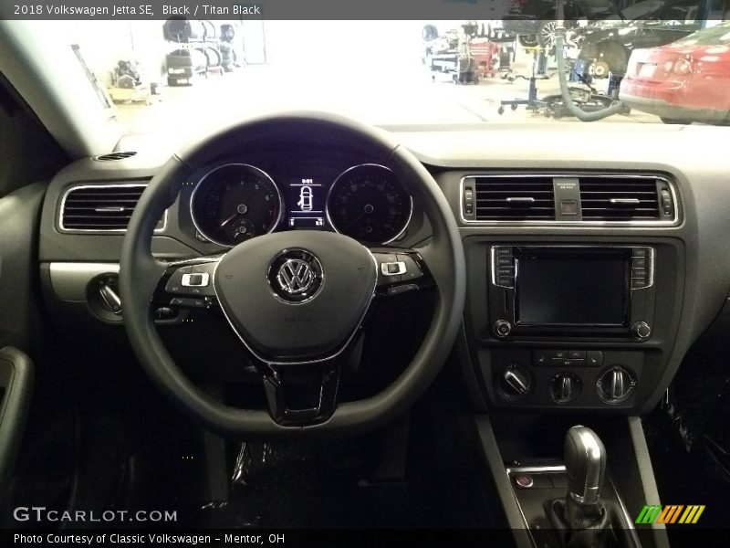 Black / Titan Black 2018 Volkswagen Jetta SE