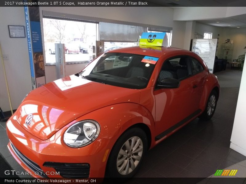 Habanero Orange Metallic / Titan Black 2017 Volkswagen Beetle 1.8T S Coupe