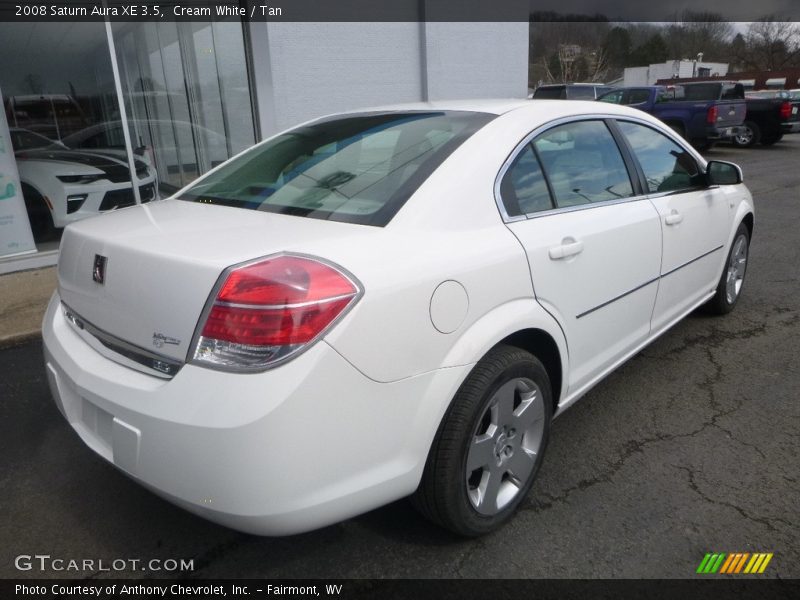 Cream White / Tan 2008 Saturn Aura XE 3.5