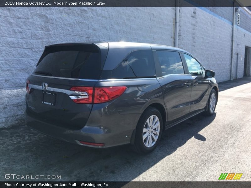 Modern Steel Metallic / Gray 2018 Honda Odyssey LX