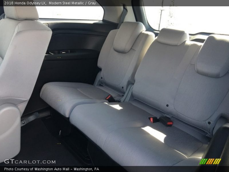 Modern Steel Metallic / Gray 2018 Honda Odyssey LX