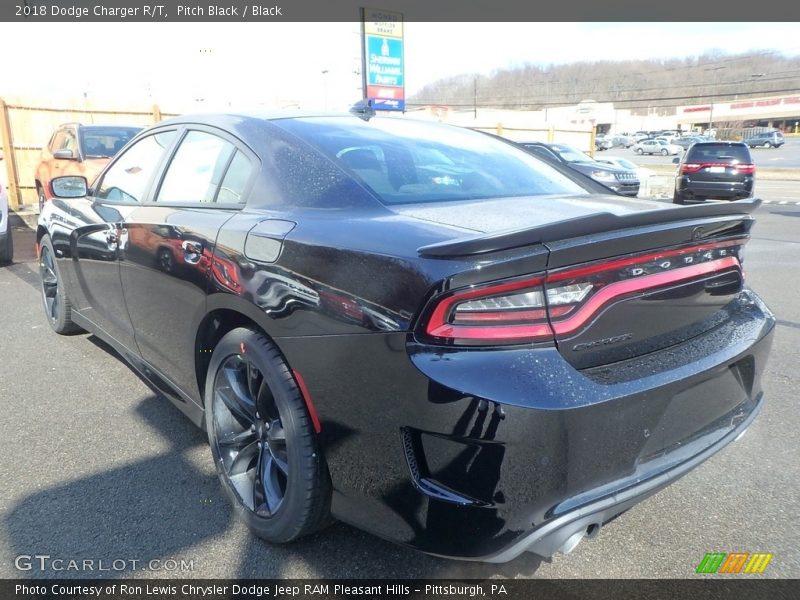 Pitch Black / Black 2018 Dodge Charger R/T