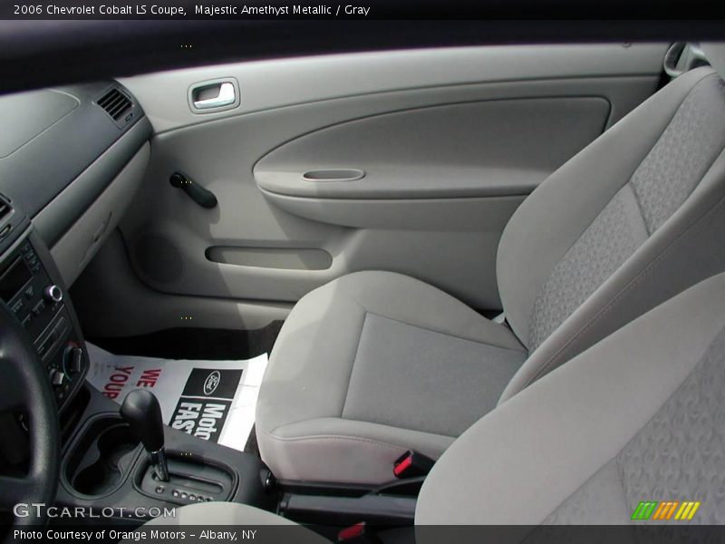 Majestic Amethyst Metallic / Gray 2006 Chevrolet Cobalt LS Coupe