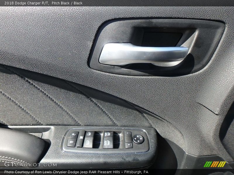 Pitch Black / Black 2018 Dodge Charger R/T