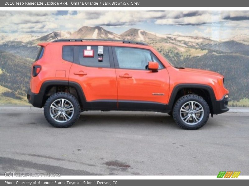 Omaha Orange / Bark Brown/Ski Grey 2016 Jeep Renegade Latitude 4x4