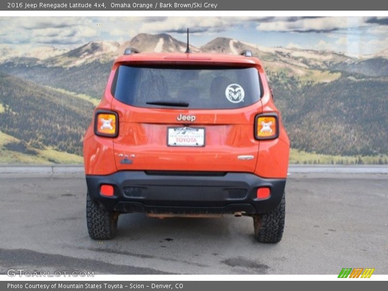 Omaha Orange / Bark Brown/Ski Grey 2016 Jeep Renegade Latitude 4x4