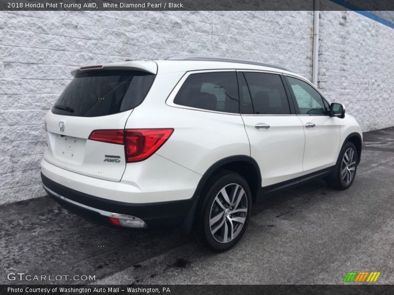 White Diamond Pearl / Black 2018 Honda Pilot Touring AWD