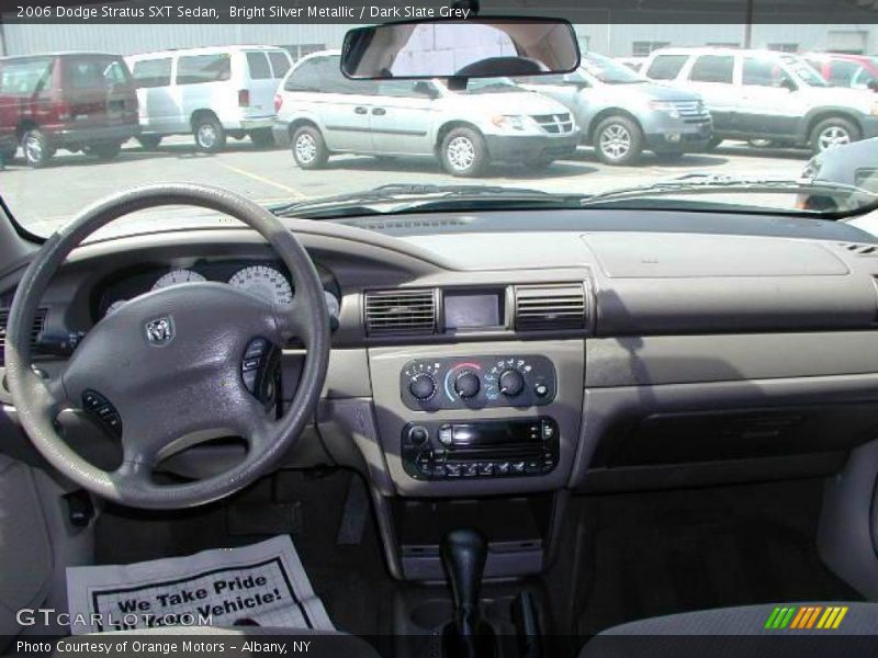 Bright Silver Metallic / Dark Slate Grey 2006 Dodge Stratus SXT Sedan