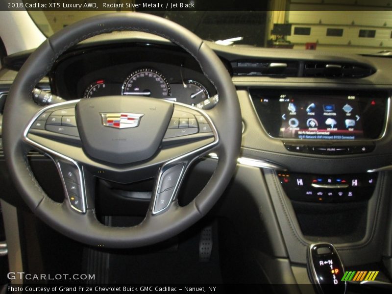 Radiant Silver Metallic / Jet Black 2018 Cadillac XT5 Luxury AWD
