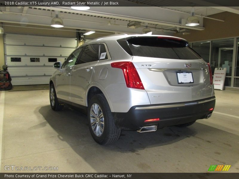 Radiant Silver Metallic / Jet Black 2018 Cadillac XT5 Luxury AWD