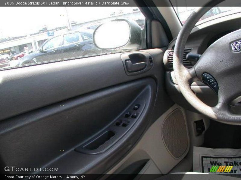 Bright Silver Metallic / Dark Slate Grey 2006 Dodge Stratus SXT Sedan