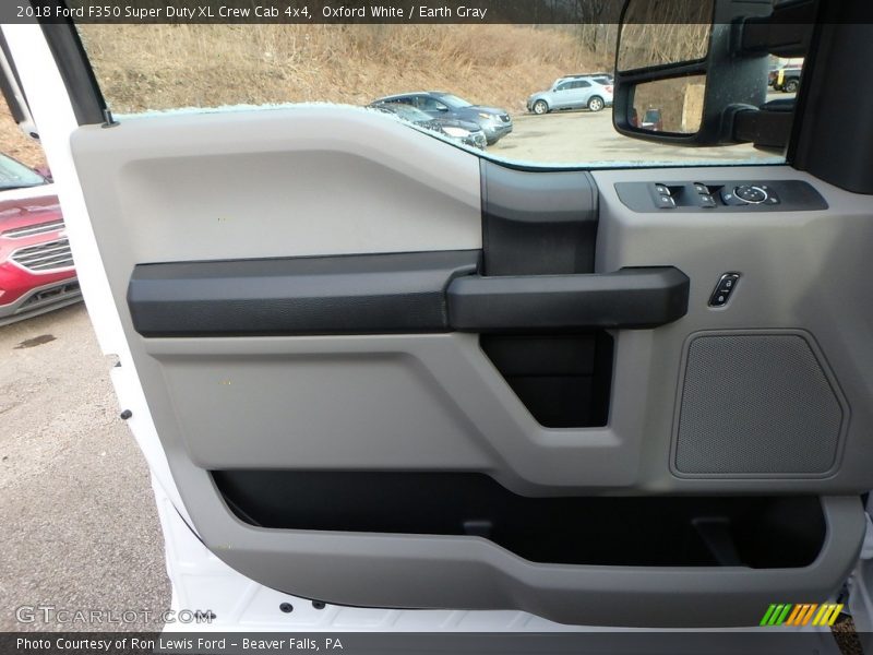 Oxford White / Earth Gray 2018 Ford F350 Super Duty XL Crew Cab 4x4