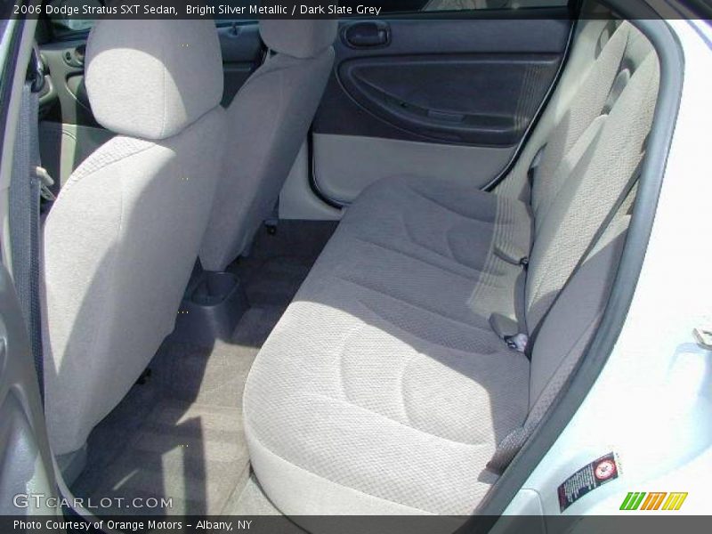 Bright Silver Metallic / Dark Slate Grey 2006 Dodge Stratus SXT Sedan