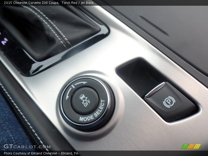 Torch Red / Jet Black 2015 Chevrolet Corvette Z06 Coupe