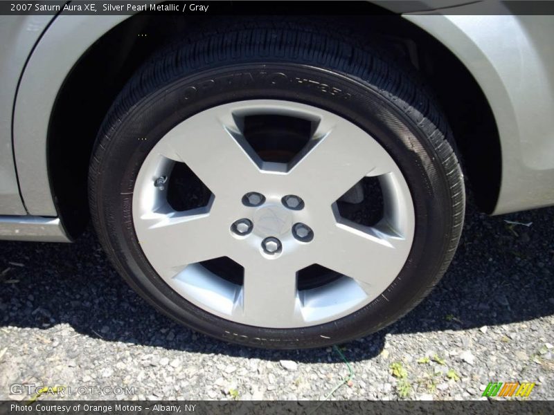 Silver Pearl Metallic / Gray 2007 Saturn Aura XE